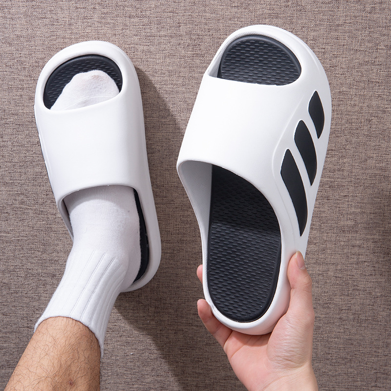 Fashion men's sports slippers summer wear 2025 new indoor home thick soles non-slip sandals for women couples striped slippers a variety of color