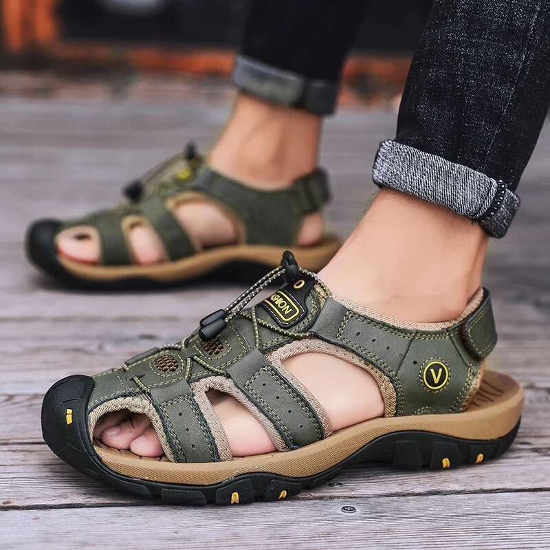 Summer Leather Mens Casual Breathable NEW Outdoor Sandals hot for Men Beach Slippers Fashion Roman Shoes