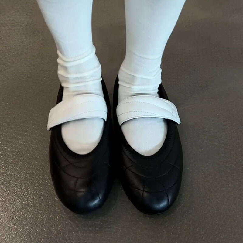 2025 Fall Round Toe Velcro Mary Jane for Women Comfortable Flats Designer Shoe Soft Sole Color Block Ballet Shoes