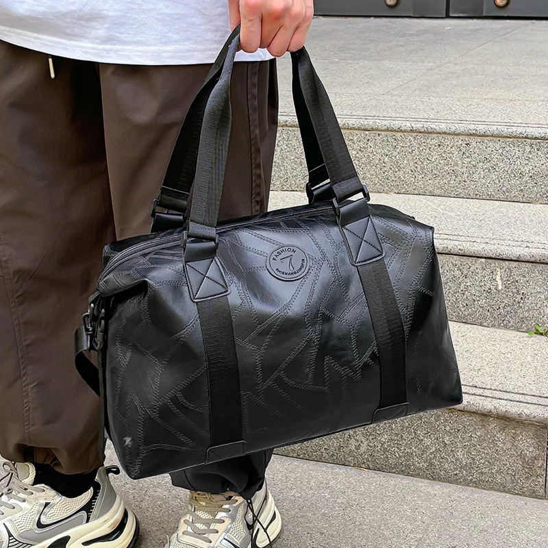 The Neutral Color Bags Are Suitable for Daily Commuting and Traveling They Come in Single-Shoulder and Handbag Styles 251110