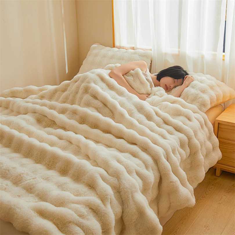 Ultra Soft Luxury Flffy Faux Rabbit Fur Blanket Thick Winter Warm Throw Blankets Plush Cozy Bubble Fleece Blankets Home Decor C251111