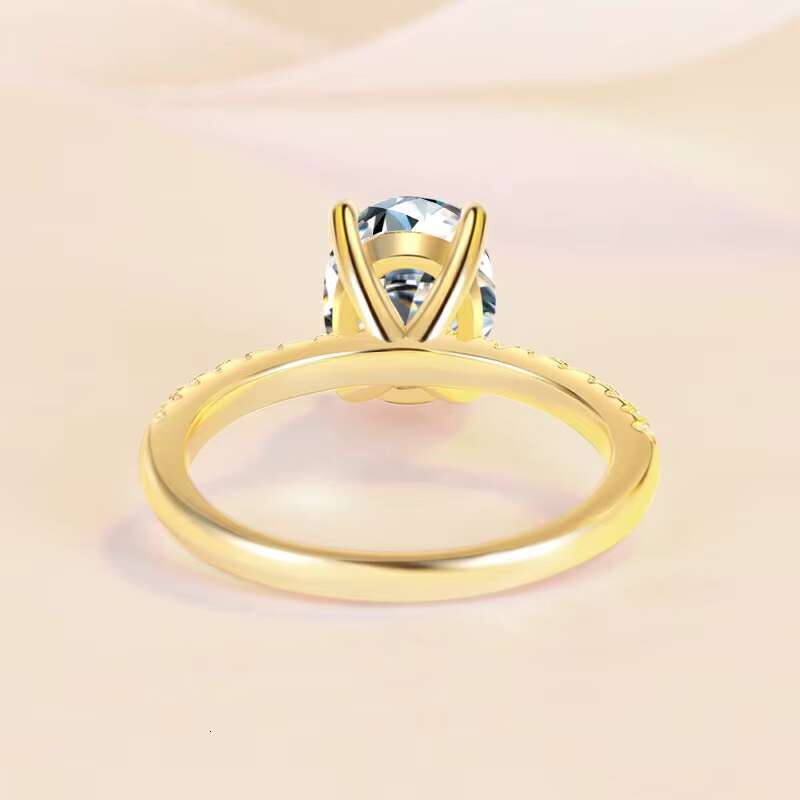 Womens Four-Prong S925 Sterling Silver Moissanite Ring High-End European American Wedding Ring Wholesale Cross-Border