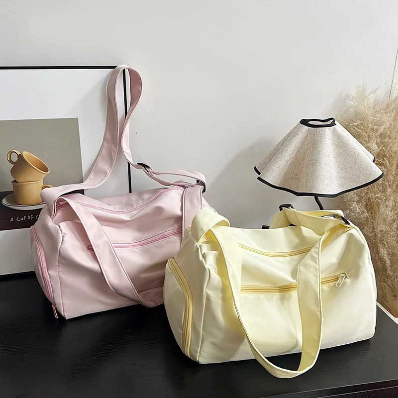 Large capacity Travel Tote Bags for Women nylon Shoulder Messenger Bag Sports Yoga Satchels Fashion Woman Handbag 251110