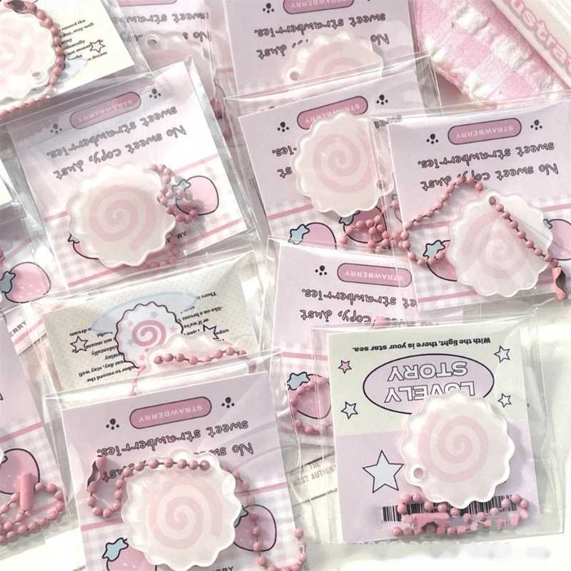 Handmade Acrylic Pink Squirrel Roll Charm Keychain Cute Decorative Keyring Backpack Handbag Charm Pendant Keyholder W250411