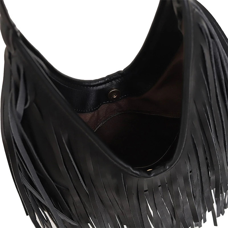 Long Tassel Women Leather Bohemian Style Tassel Shoulder Bag Fringe Hobos Armpit Bag Large Capacity Travel Female Tote Handbag 251110
