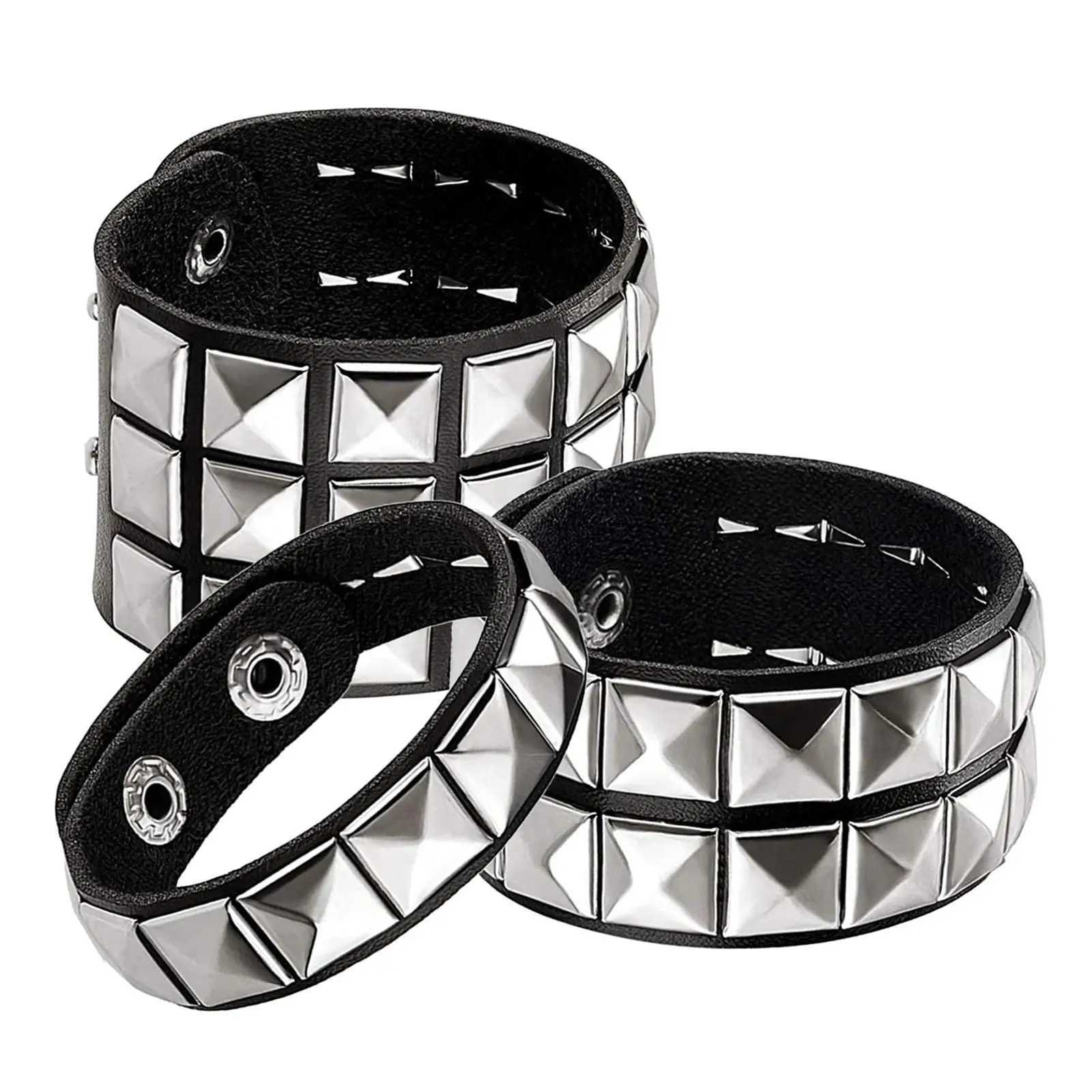 3Pcs Studded Punk Bracelets for Men Women Buckle Cuffs Pyramid Wristband Rivet Cuff Bangle Wear Proms Rock Costumes Black L251111