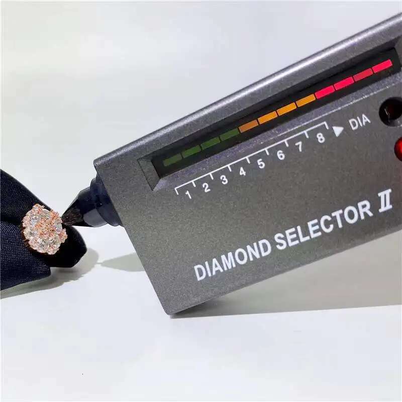 High Quality Hiphop 4mm D Color Moissanite Earrings with Screw Back Women Men Jewelry Gold Plated 925 Silver Stud Earrings Gift