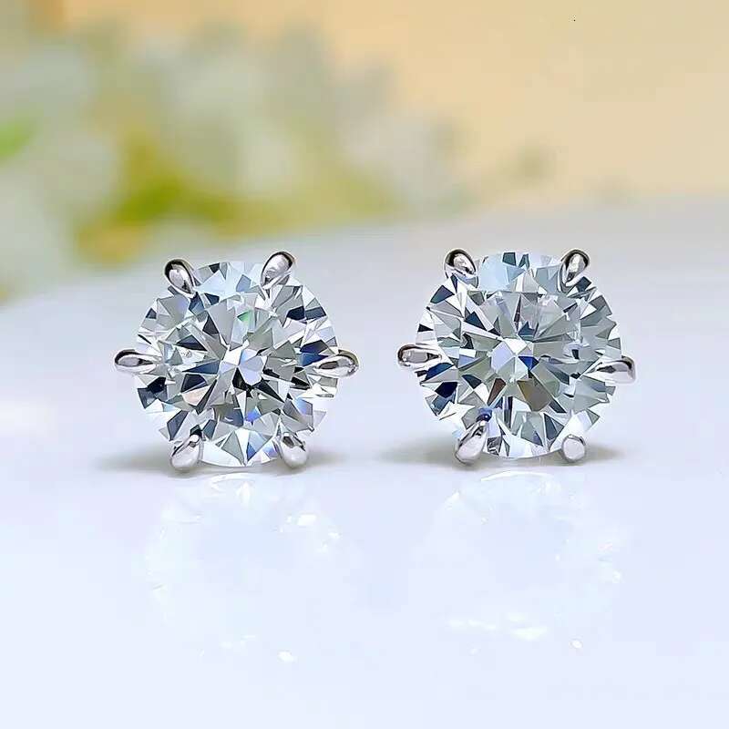 2025 Rulalei Classica Six Claw Round White Moissanite Diamond Soild 925 Sterling Silver Lady Stud Earring Gift Never Fade