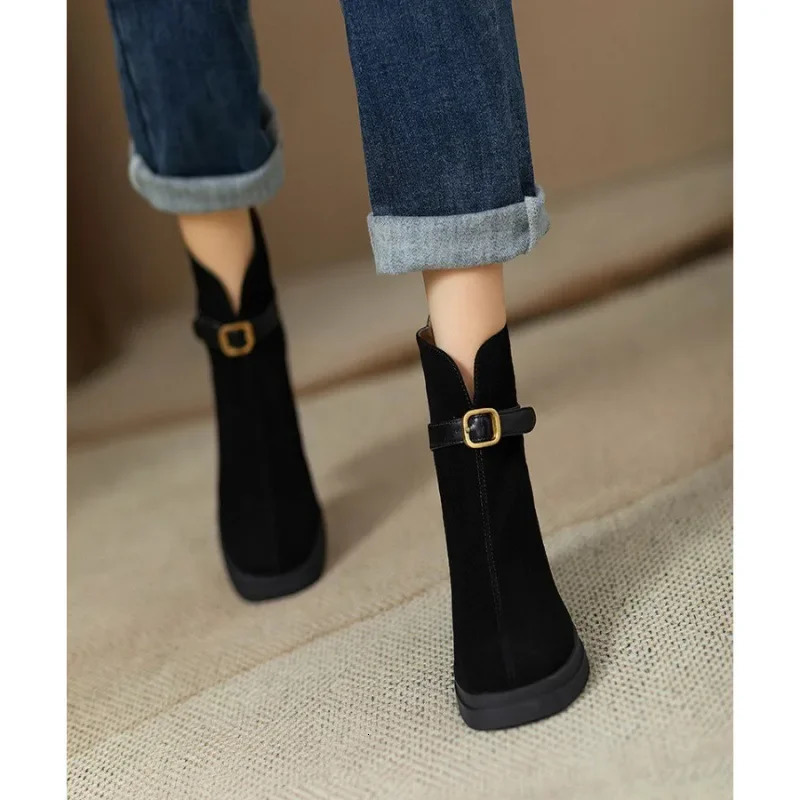 Comfortable Leather Thick Bottom Rough Heel Spliced Tube Fashion Boots Womens Autumn/winter Style Zipper Matte Heel Boots 251110