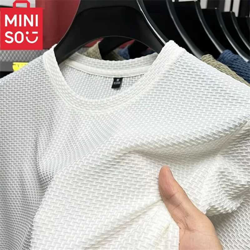 Mini bamboo mesh ice silk T-shirt mens short sleeved round neck new mens bottom shirt summer solid color mens top M250411