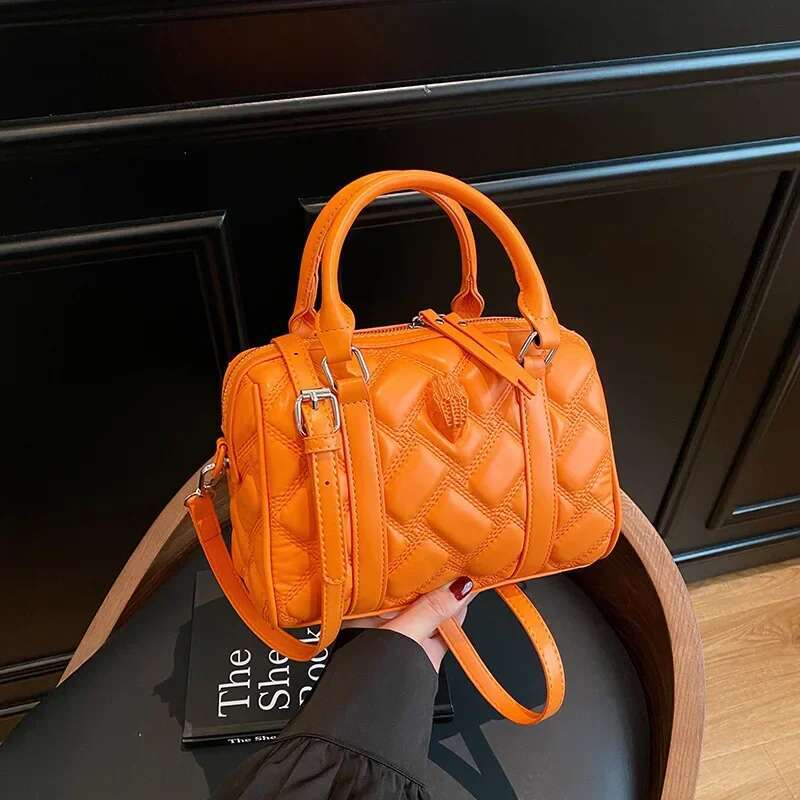 2025 New Spring/Summer French Quilted Chain Designer Women's Handbag Shoulder Horizontal Three way Convertible Bag Strap Detachable Wide Shoulder