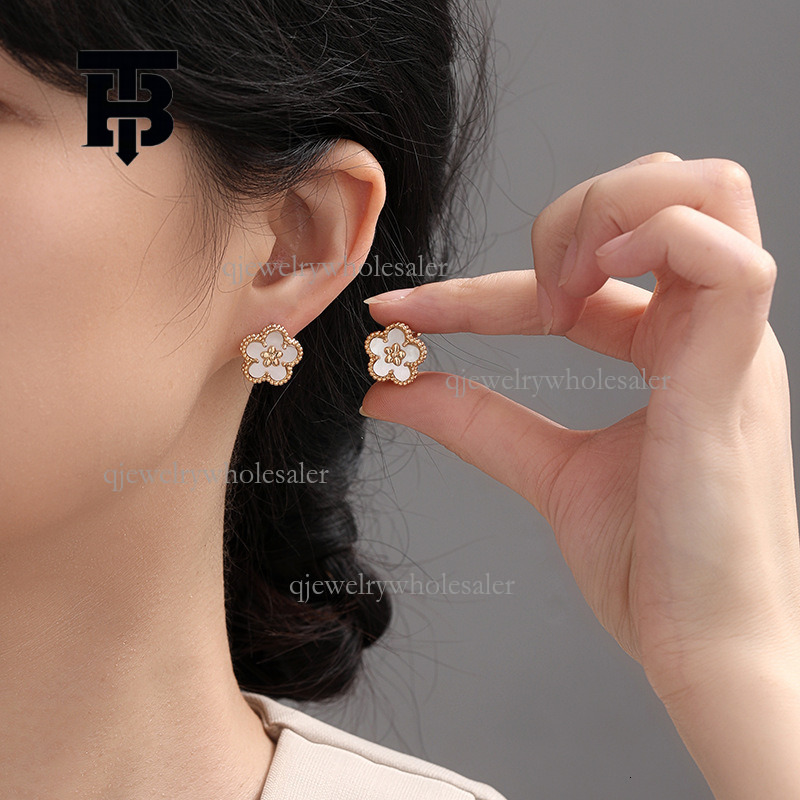 TB BHULAMTE Designer Fashion Shell Silver Needle Earrings European And American High End Luxury Korean Style Earrings Women's Jewelry Trendy Temp