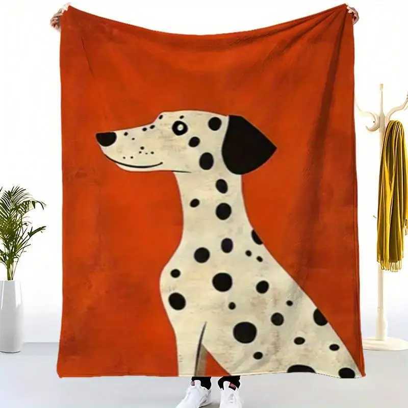 1pc Dalmatian Dog Print Flannel Blanket - Plush All-Season Soft Bedspread Black White Spotted Puppy Bed Cover with Red C251111
