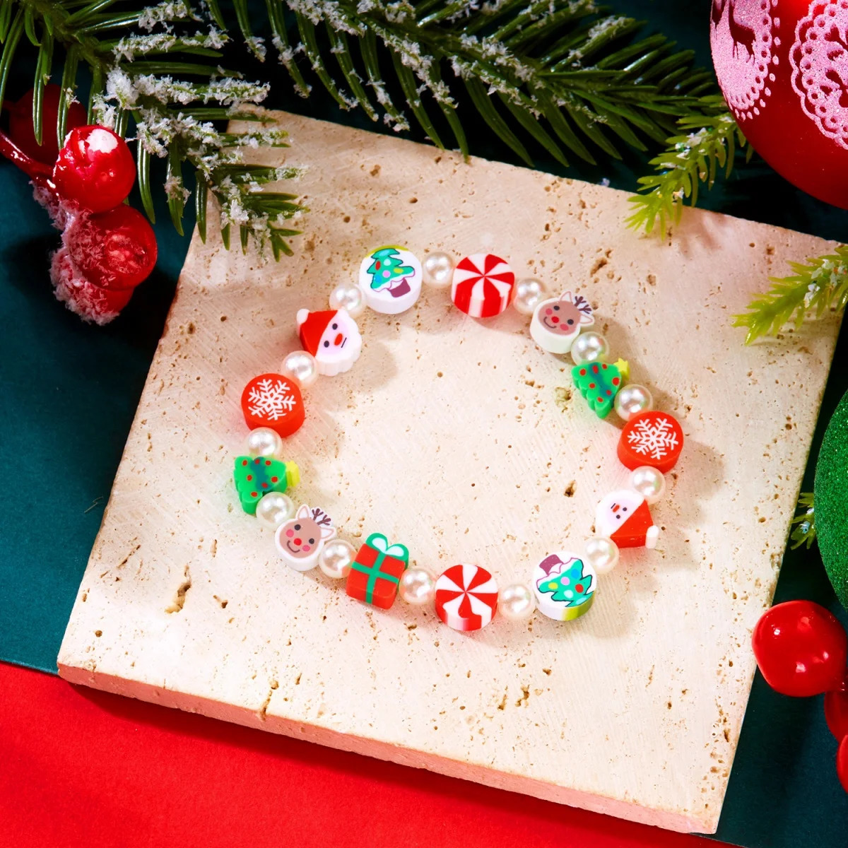 Christmas Bracelet Soft Clay Santa Claus Reindeer Tree Snowflake Gift Box Candy Snowman Beaded Bangle For Women Men Jewelry 251103