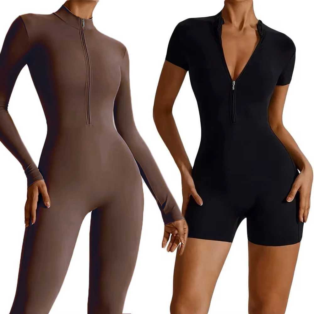 Summer zipper training jumpsuit sportswear full set womens gym clothing running fitness clothing sportswear short sportswear yoga setW250411