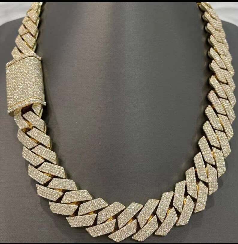 Fully Iced 18MM VVS Moissanite Cuban Link Chain 925 Silver Gold Plated Customize Moissanite Cuban Chain