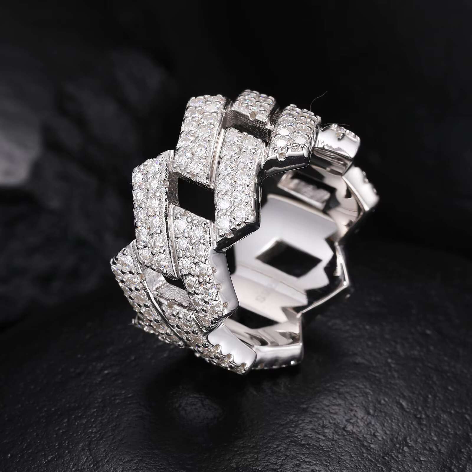 Factory-Crafted VVS1 D Color Moissanite Street Swagger Jewelry Rings GRA Certified with Pass Diamond Tester