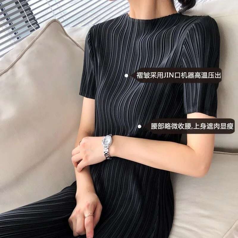 Casual Full Pleats Mid Length Spring 2023 Women Light And Mature Temperament O Neck Short Sleeve Dress Female