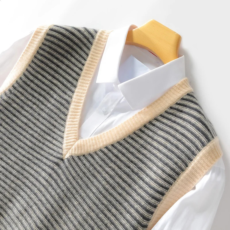 100 pure wool sleeveless vest for mens work in spring and autumn striped color matching knitted 250411Z