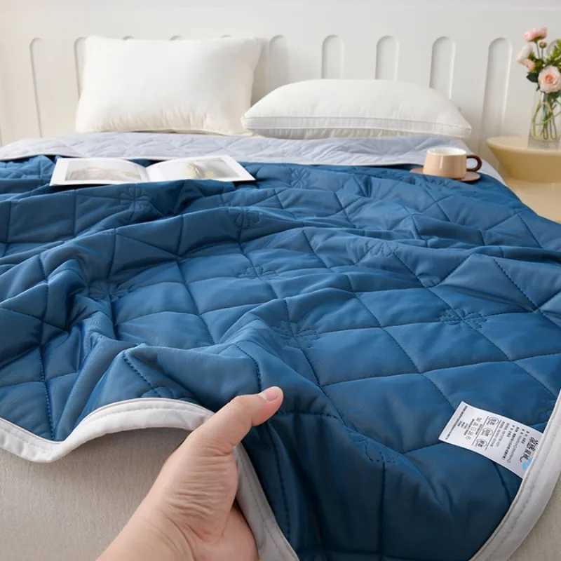 Blanket 2025 new solid color ice cream cool silk summer quilt cool summer single summer quilt feel comfortable C251111