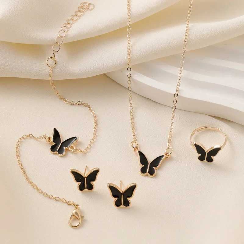 4Pcs/Set Fashion Butterfly Pendant Necklace Earrings Ring Bracelet Set For Women Engagement Wedding Jewelry Set Anniversary GiftC250410