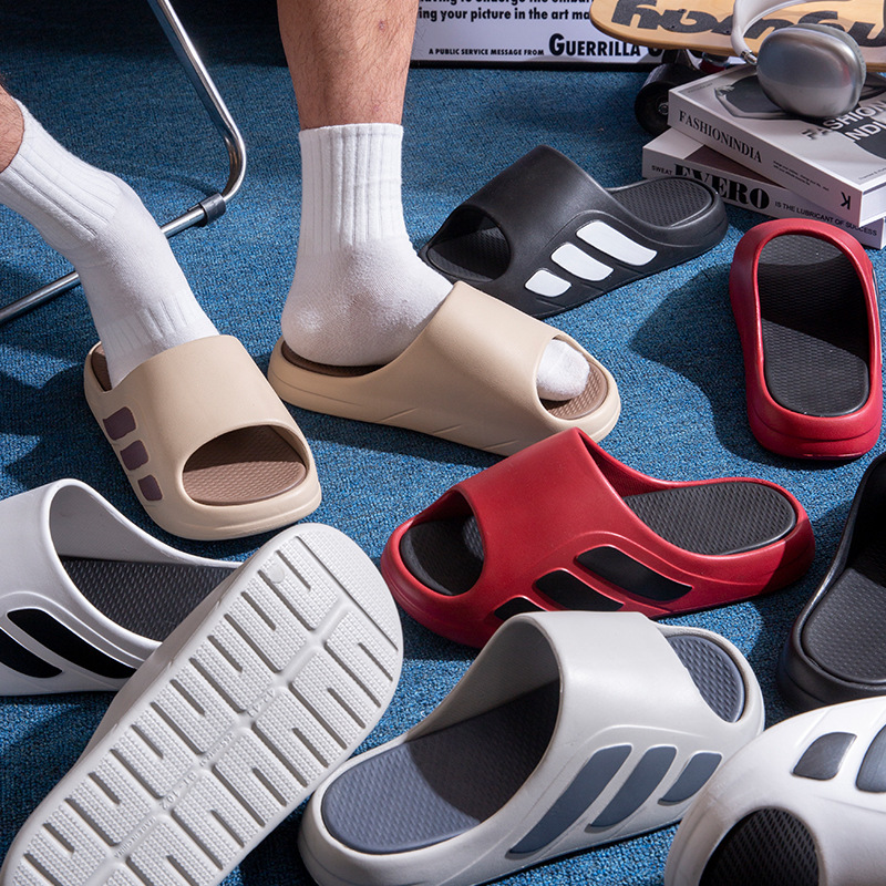 High quality fashion men's sports slippers summer wear 2025 new indoor home thick sole anti-slip wear-resistant sandals for women couples striped