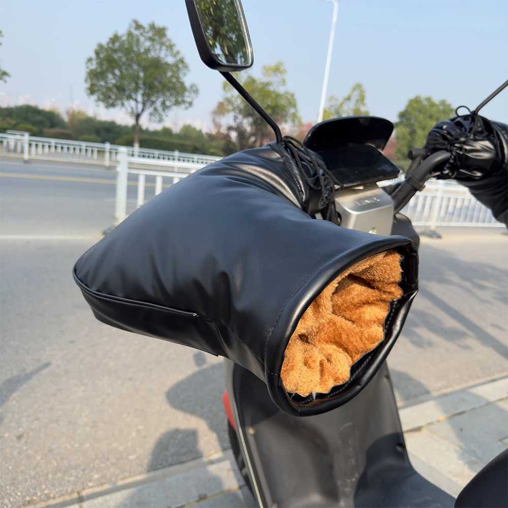 Winter cycling handlebars motorcycle electric bicycles warm hand guards S25118