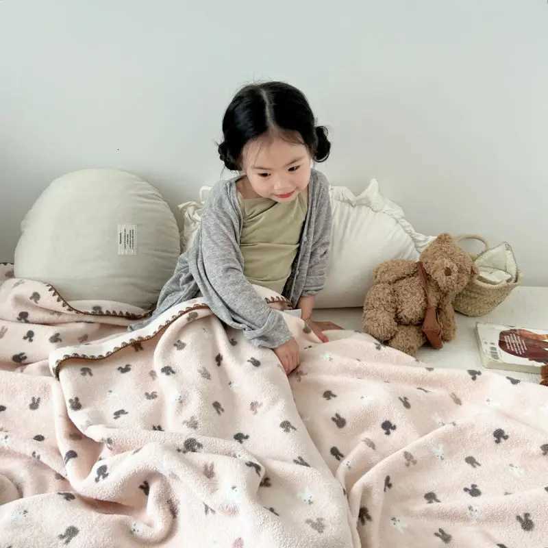 High-Quty Milk Velvet Cartoon Blanket Leisure Office Sofa Throw Blanket for All Seasons Luxury Skin-Friendly Soft Nap Shawl C251111