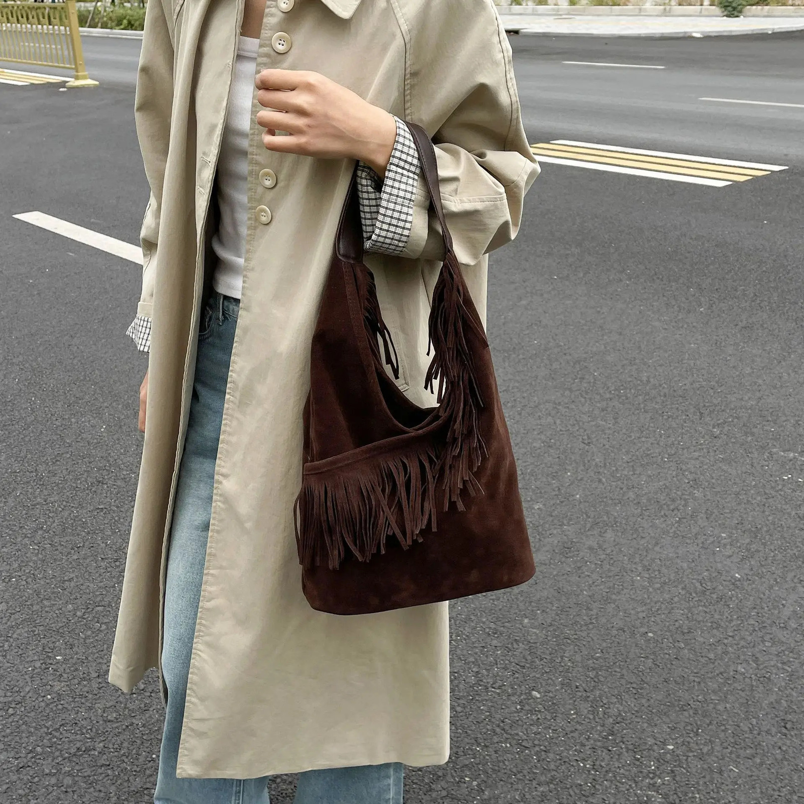 Womens Suede Tassel Bucket Bag Autumn Winter Retro Bohemian Shoulder Bags American Fashion Female Handbags 251110