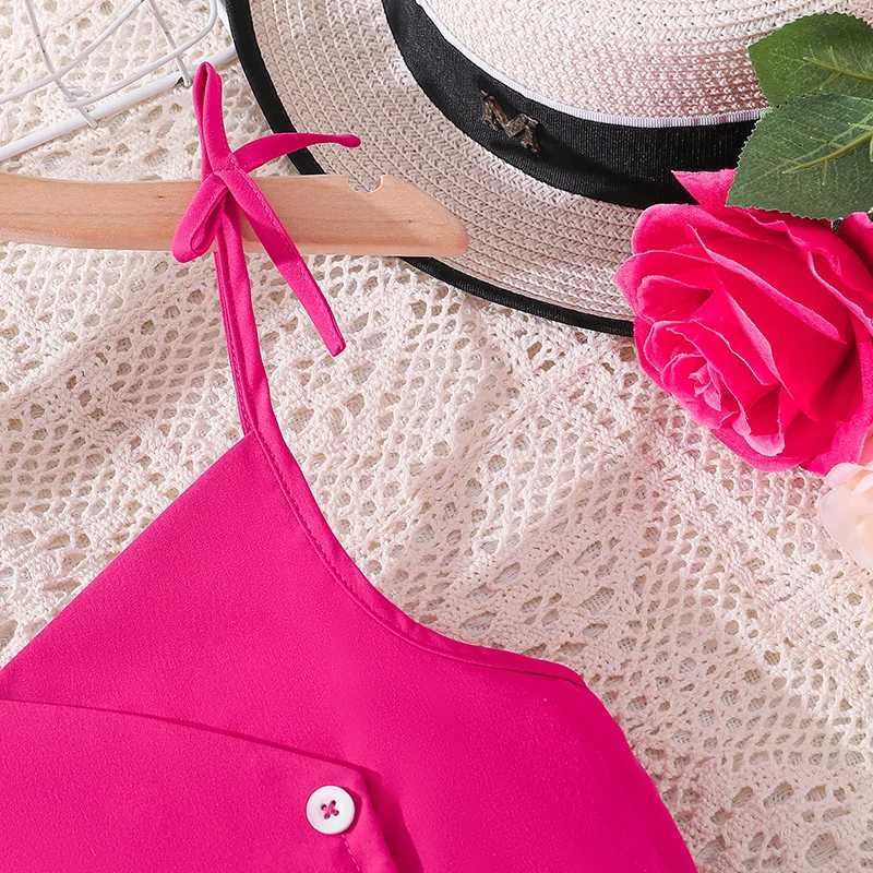 New summer childrens fashion set suitable for children and girls aged 8-12 years designed with rose suspension and short distance holiday clothingXJ25