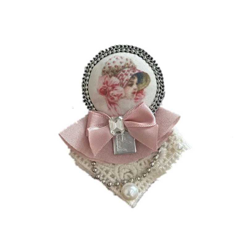 Luxury Korean Rhinestone Pearl Badge Brooches for Women Pink Fabric Bow Lapel Pin Fashion Scarf Button Brooch Accessories for Backpacks Y251111