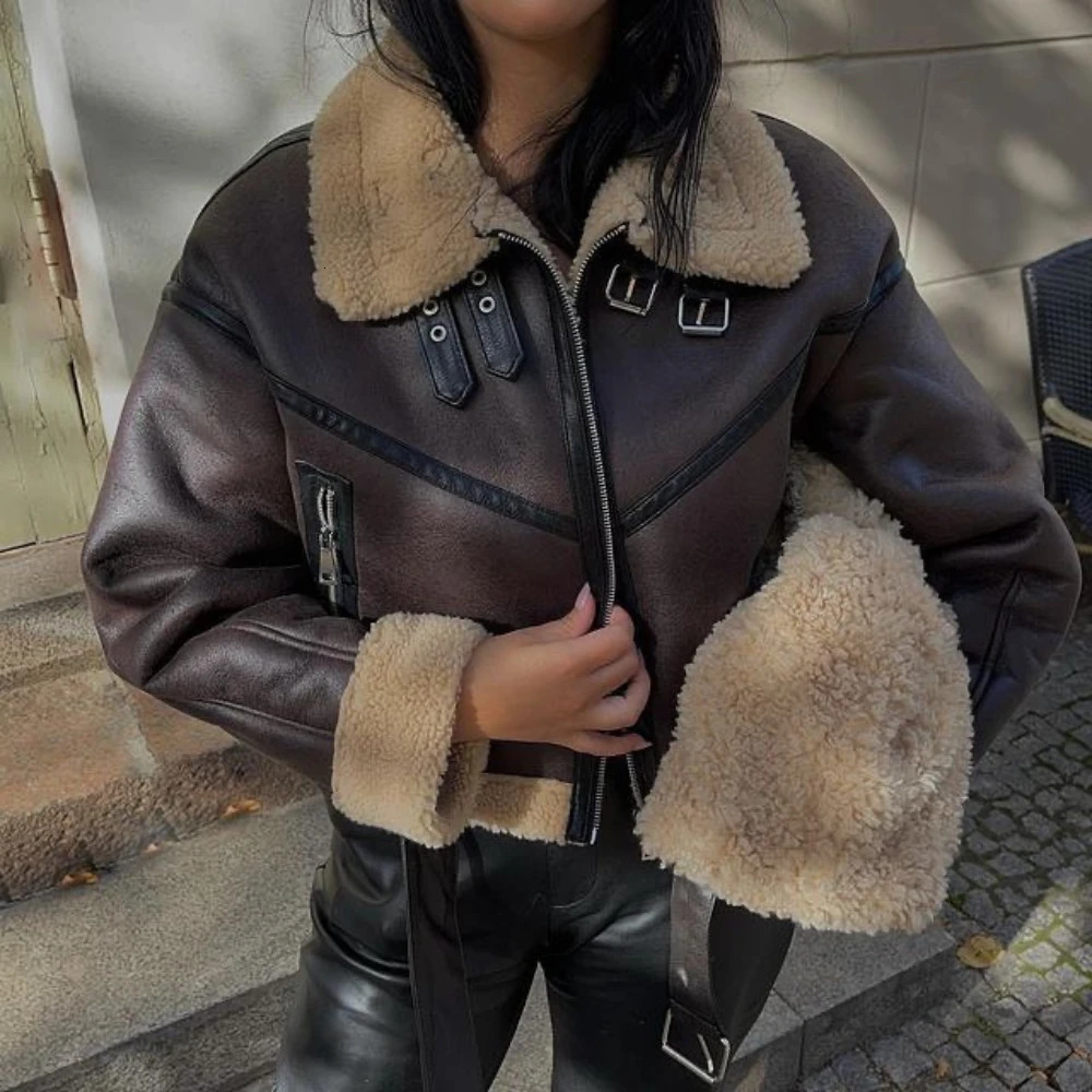 Oligai Autumn Winter Women Loose Warm Short Faux Lamb Fur Jacket Streetwear Female Retro Zipper Spliced Coat Chic Outwear 251105