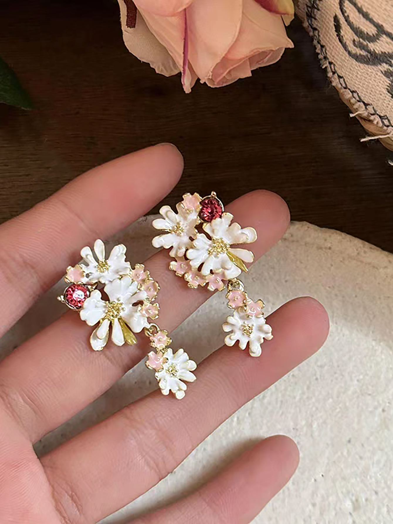Elegant Colored Daisy Stud Earrings for Women Casual Yet Trendy Earring Design
