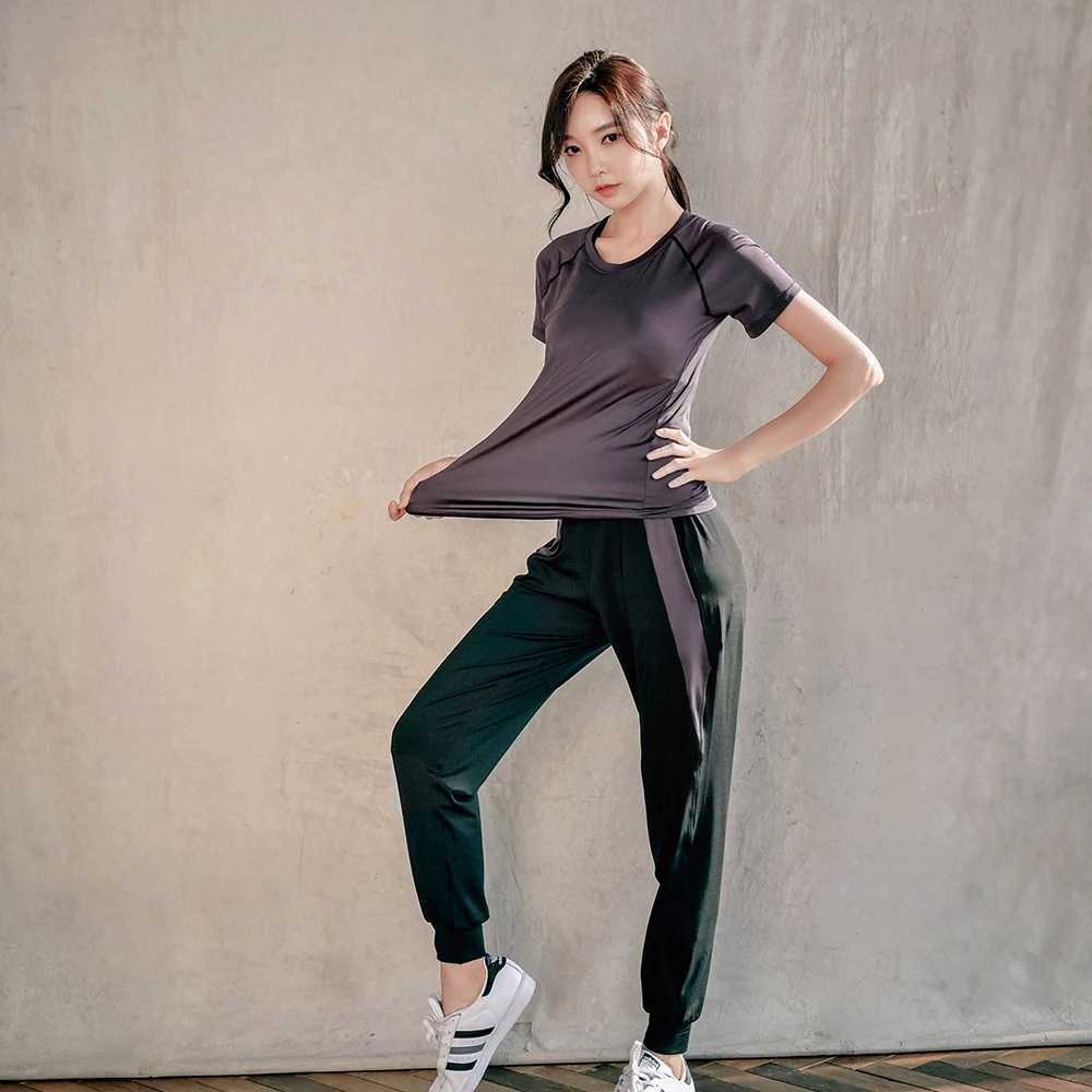 Nu June Womens Track and Field Clothing Yoga Set Fitness Clothing Top Sports Clothing Gym Leg Mat Push Back Strap Sports Bra Sexy ExerciseW250411
