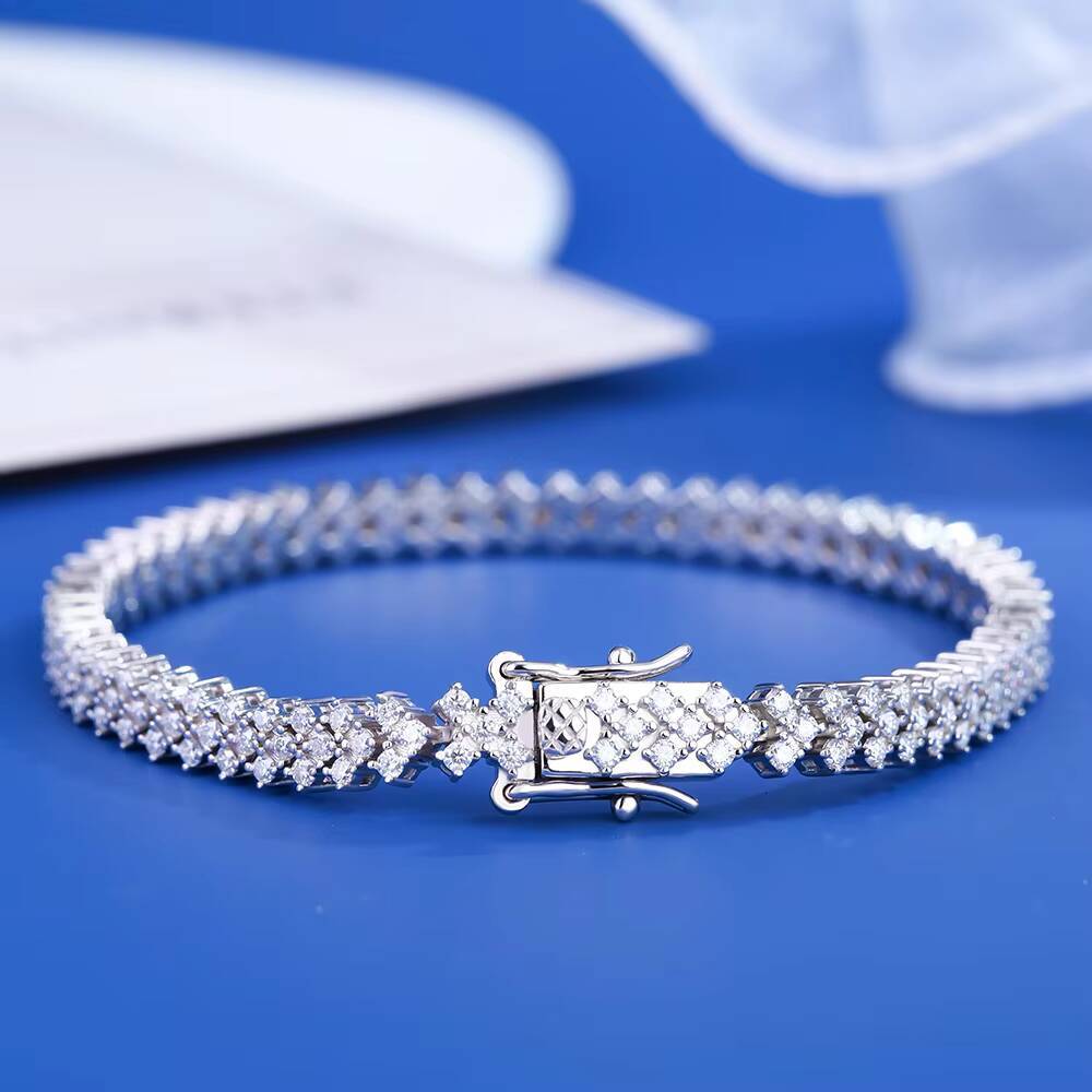 Fancy Style 925 Silver Jewely VVS Round Brilliant Cut Moissanite Bracelet for Gift Party