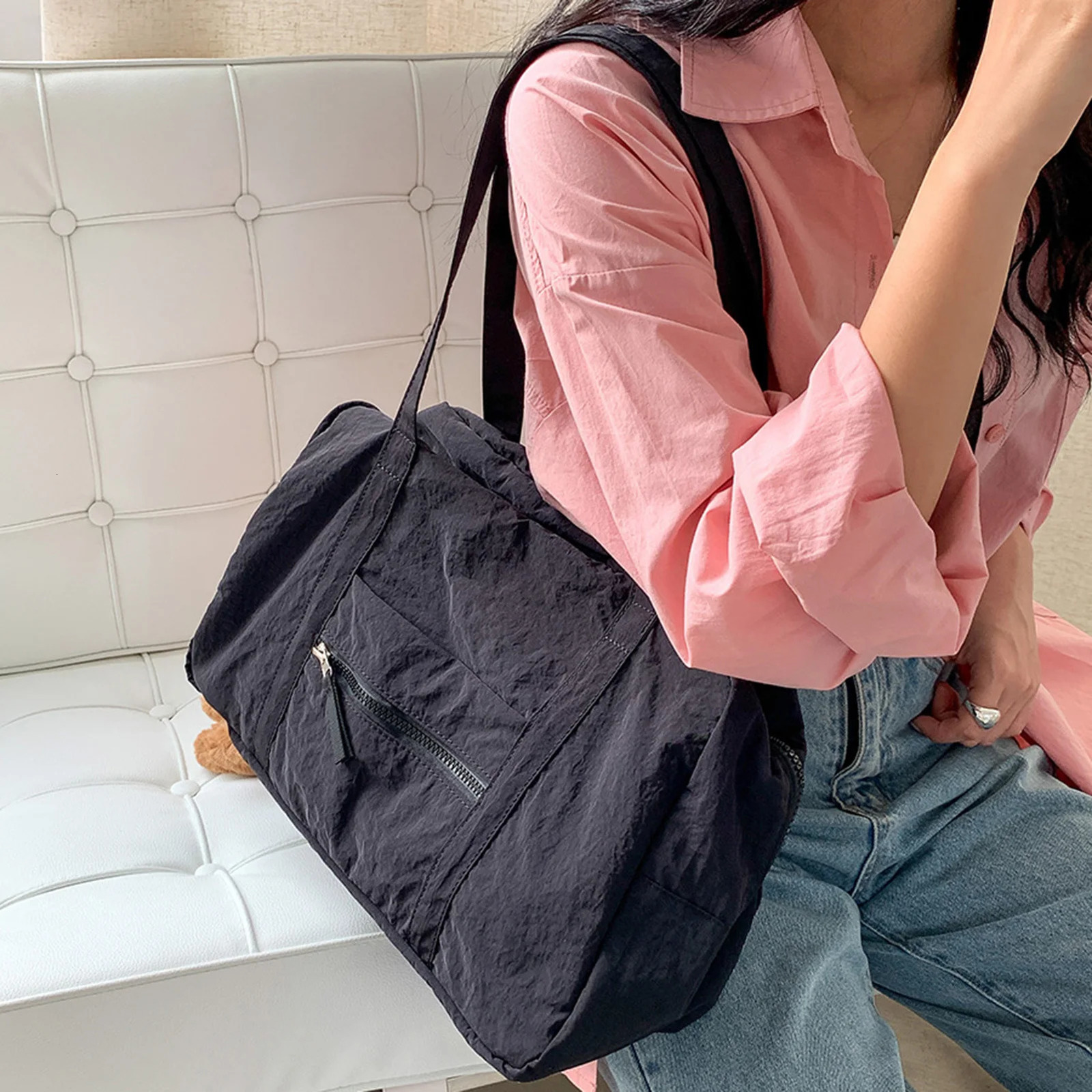 Simple Carry On Travel Tote Bag Large Capacity Weekender Overnight Duffle Bags Trendy Sports Fitness Bags for Women Girls 251110