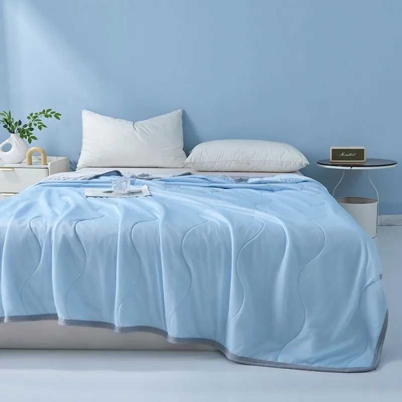 2025 new solid color simple wave grid ice cream cool silk summer blanket machine washable single air conditioner quilt C251111