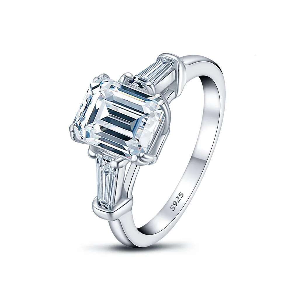 2CT Emerald Moissanite Diamond D Color Womens Ring S925 Sliver 18K White Gold Royal Blue Rings Fine Jewelry for Women