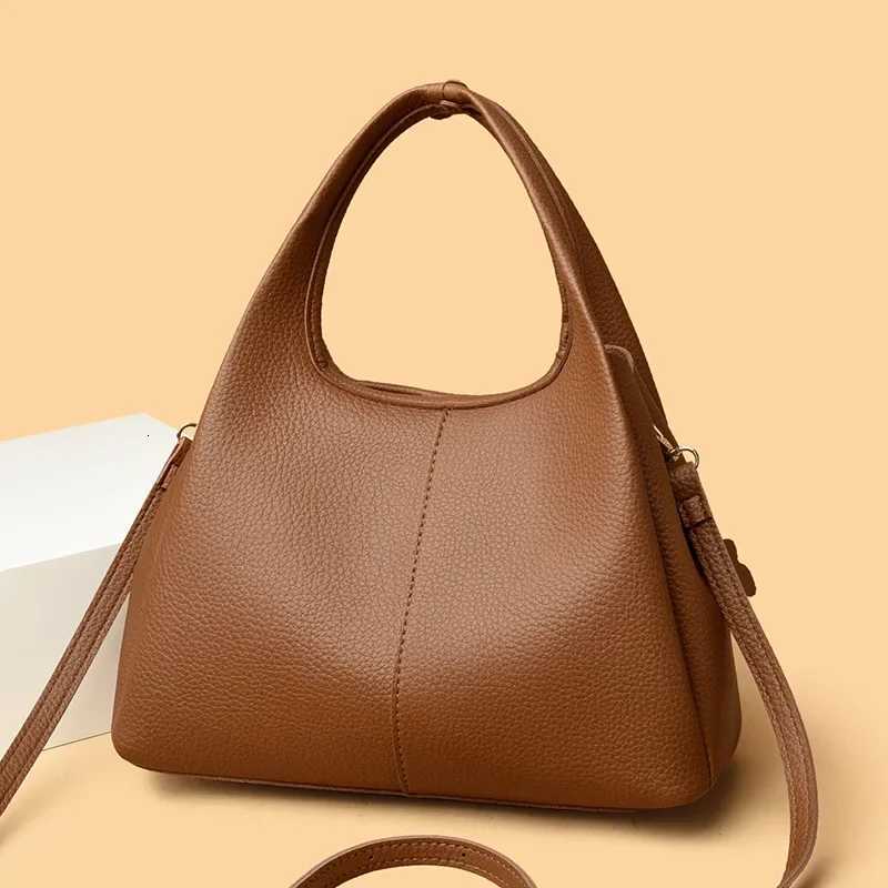 Soft Leather Lychee Pattern Basket Bag Womens Crossbody Shoulder Bag Large Capacity Commuter Fashion New Style HandbagT251110