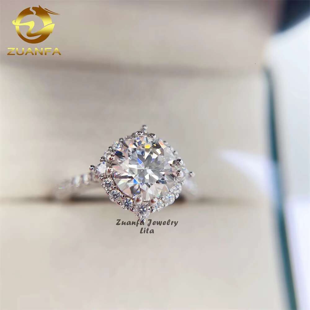 Wholesale Luxury 925 Sterling Silver Round Brilliant Cut 8.0mm 2ct Moissanite Engagement Ring
