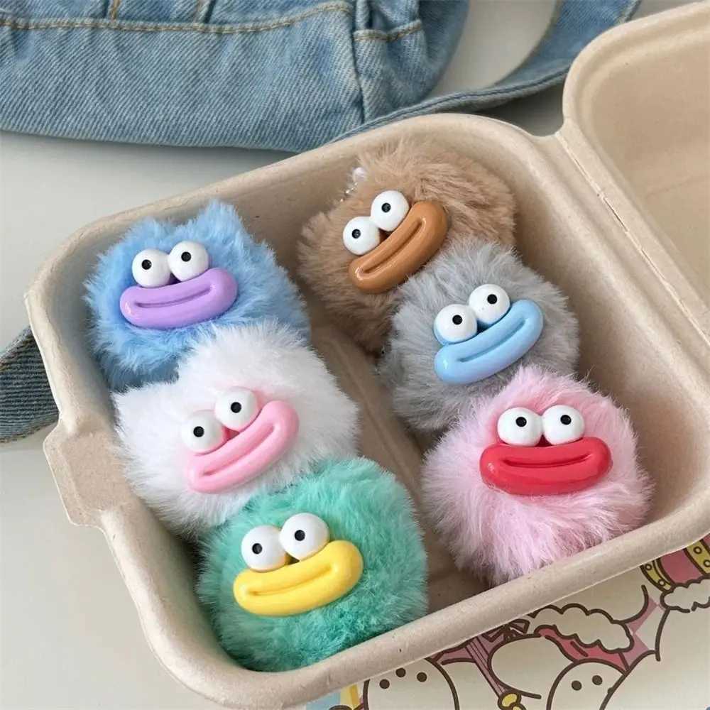 Interesting Joker Keychain Sausage Mouth Keyring Big Mouth Plush Pendant Cartoon Plush Mini Plush Filled Fluffy Kavay Bag Pendant W250411