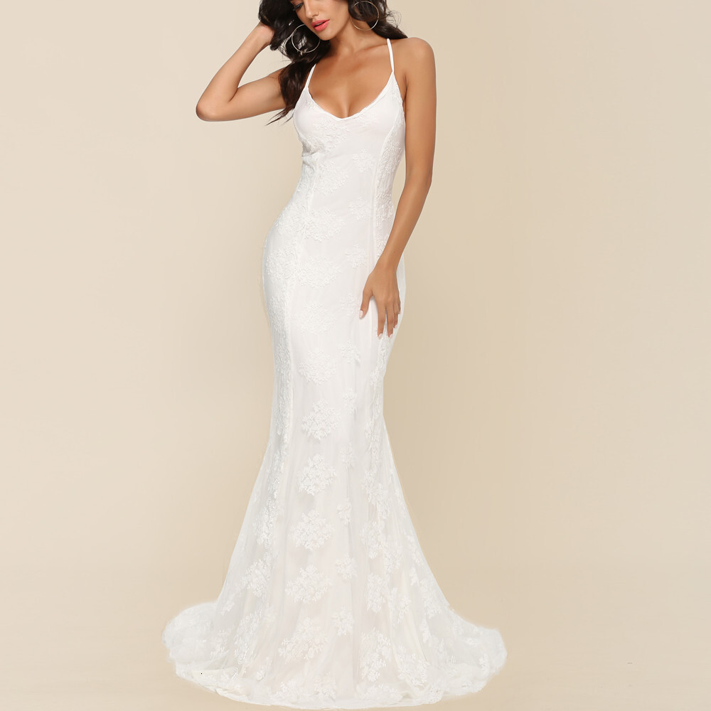Women's Sexy Strap V-Neck Large Tail Wedding Dress