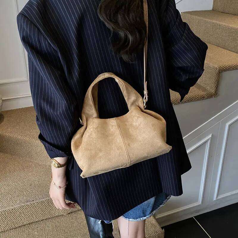 French Cloud Dumpling Brand Design Frosted New Fashion Handbag Lunch Box Retro Magnetic Clasp Shoulder Crossbody Bag