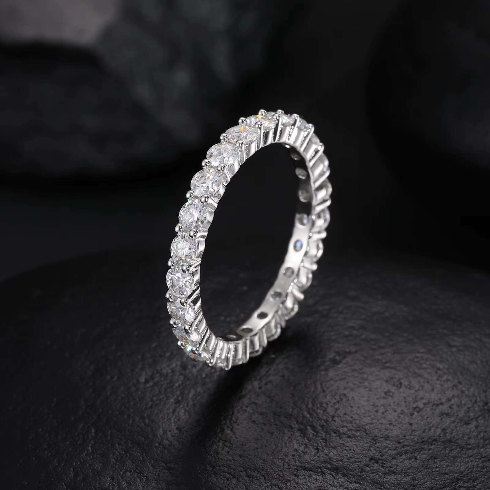 Custom Factory-Crafted 3mm/0.1ct VVS1 D Color Moissanite Hip-Hop Jewelry Rings GRA Certified with Pass Diamond Tester