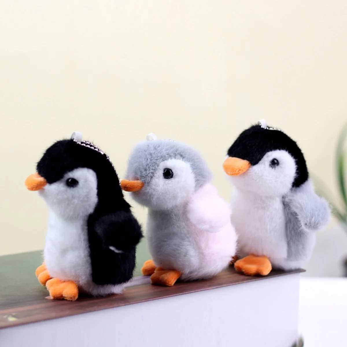 Plush Soft Filled Toy Keychain Cute Cartoon Penguin Doll Bag Charm Pendant Accessories Girl Kavay Gift Car Keychain W250411