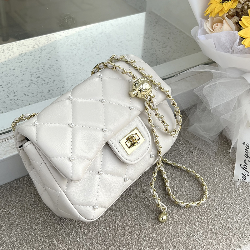 Luxury Brand Designer Bag Style Women's Bag Small Bag 2025 New Fashion Quilted Chain Women's Bag Cute Rivet Shoulder Bag Crossbody Bag