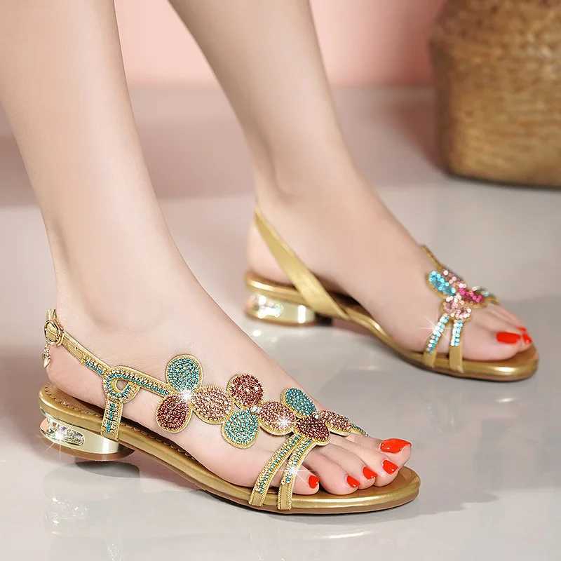 Elegant temperature comfortable sandals for womens new Diamd inlaid Fi summer casual outdoor hot beach shoes 2025 gift 3XJ250410