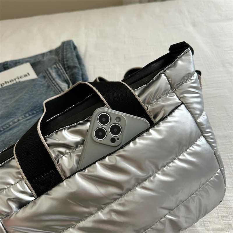 2025 Winter Luxury Quilted Tote Bag Women Fashion Down Puffer Shoulder Bag Large Capacity Crossbody Messenger Purse Nylon GiftT251110