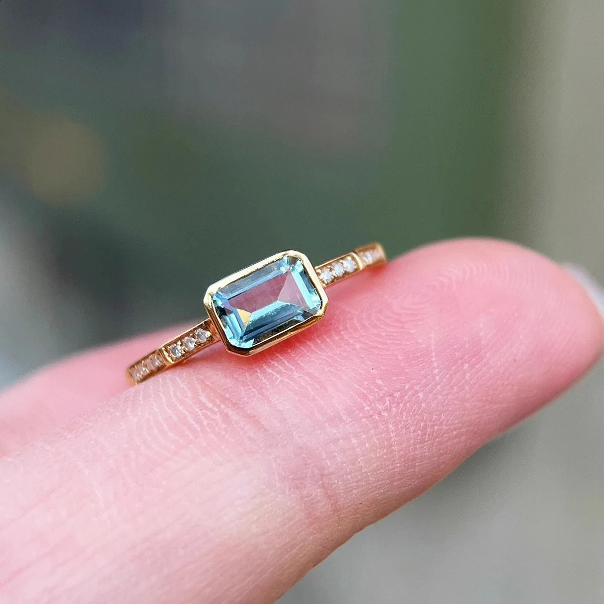 Refined S925 Sterling Silver Gold plated rectangle Aquamarine zircon Womens Ring jewelry Casualeasiest n Daily Ring 250411