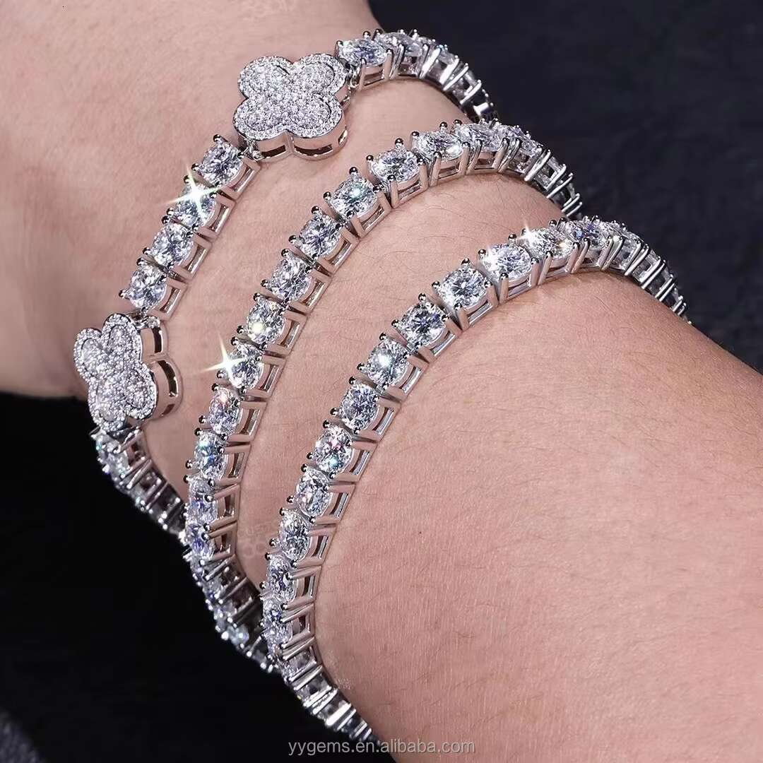 Hip Hop Iced Out Diamond Clover Bracelet 3mm Wide 925 Silver VVS1 Moissanite Tennis Bracelet with GRA Certificate